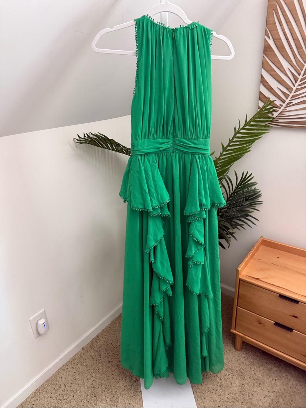 Badgley Mischka Green Chiffon Gown 4 - Picture 6 of 6